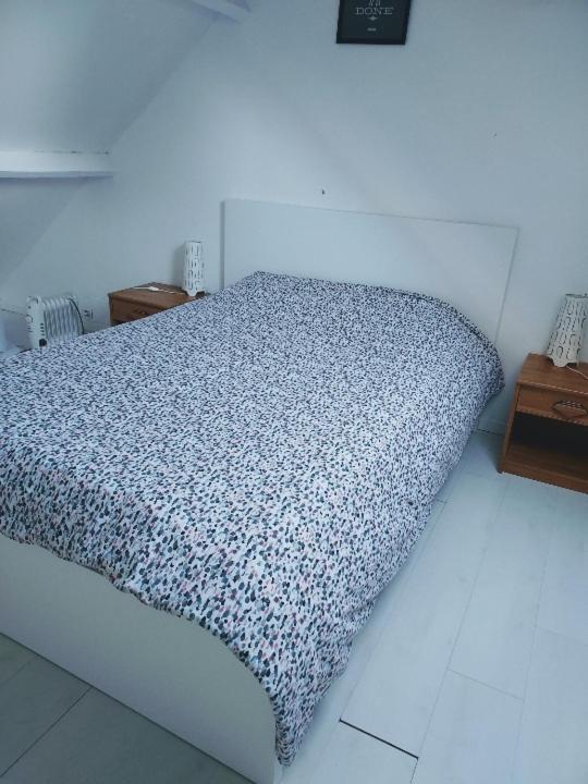 12, Route De Paris Apartment Grainville Bagian luar foto