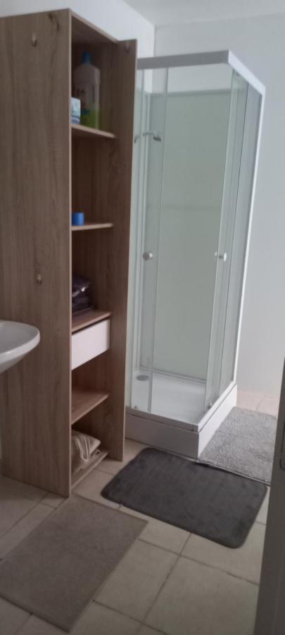 12, Route De Paris Apartment Grainville Bagian luar foto